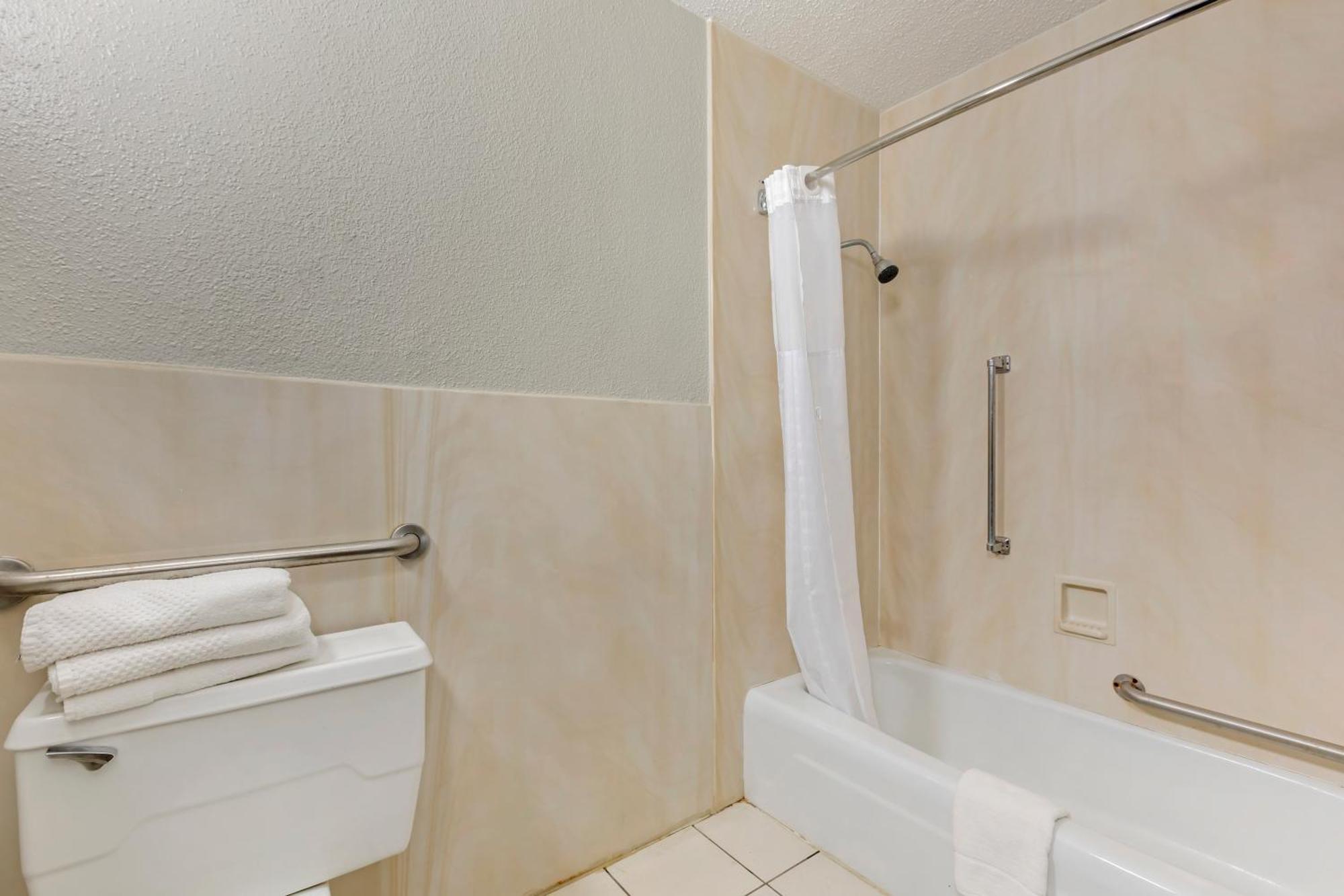 Quality Inn & Suites Santee Kültér fotó