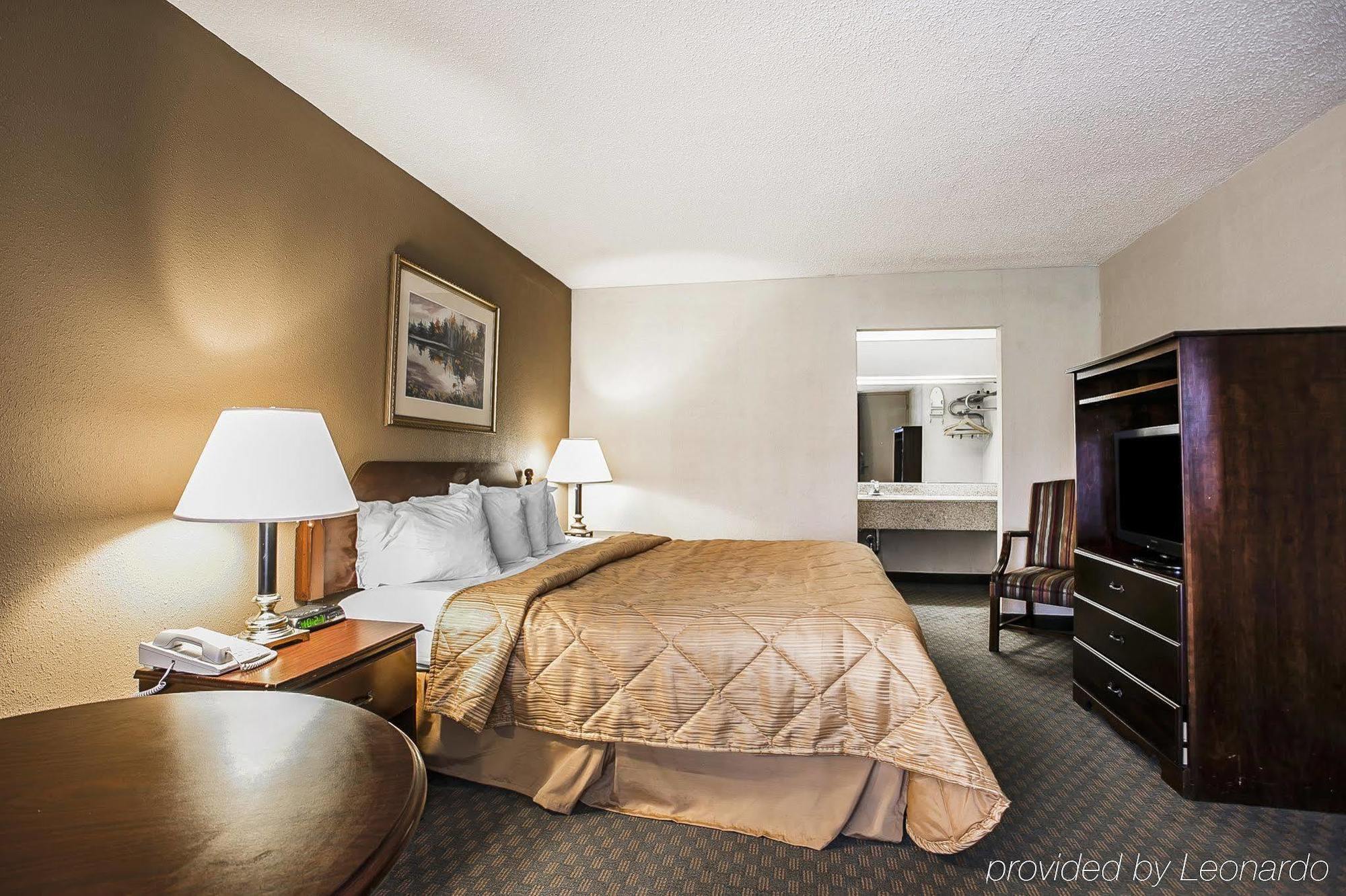 Quality Inn & Suites Santee Kültér fotó